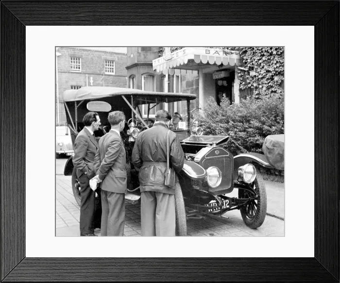 Framed Print : Vintage cabriolet Framed Print : Vintage cabriolet