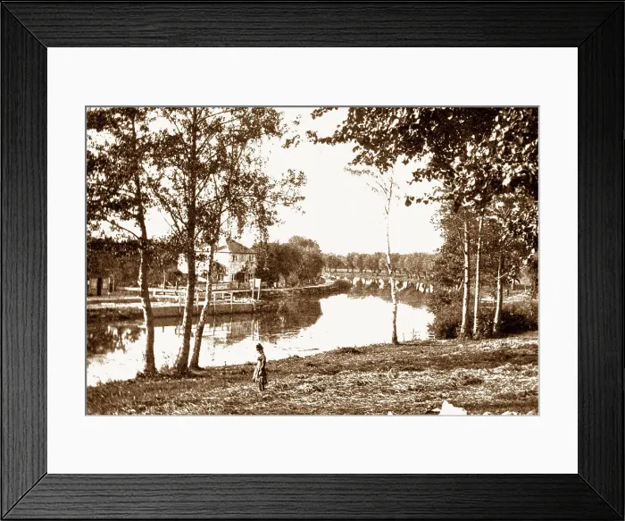Framed Print : River Thames, Iffley Framed Print : River Thames, Iffley