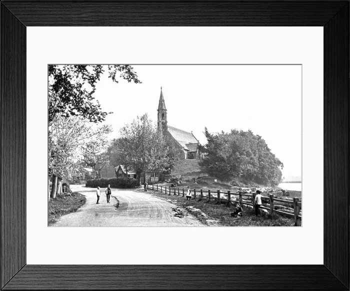 Framed Print : River Thames, Clifton Hampden Framed Print : River Thames, Clifton Hampden