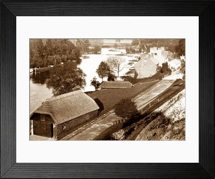 Framed Print : River Thames, Pangbourne Framed Print : River Thames, Pangbourne