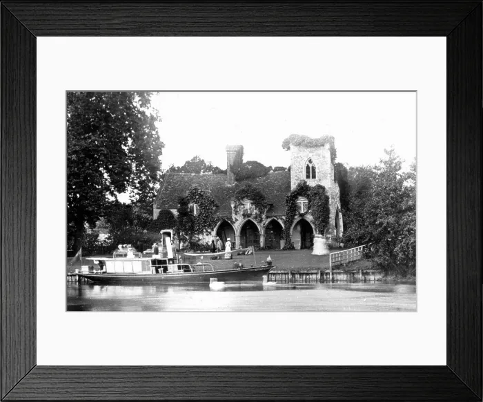 Framed Print : Medmenham Abbey, River Thames Framed Print : Medmenham Abbey, River Thames