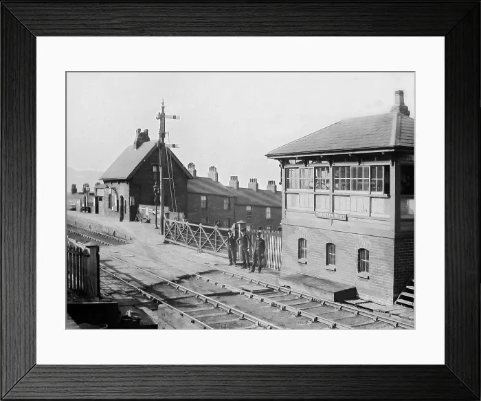 Framed Print : Towneley Railway Station, Burnley Framed Print : Towneley Railway Station, Burnley