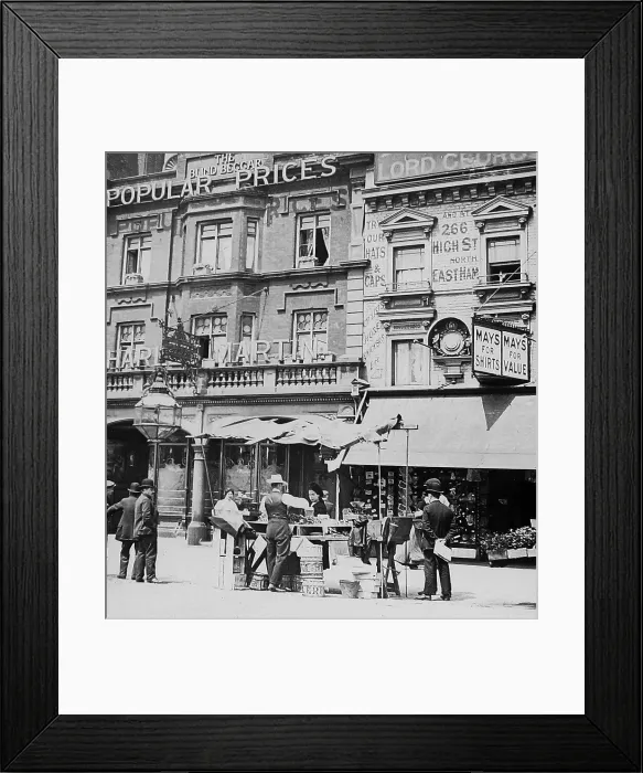 Framed Print : The Blind Beggar pub, Bethnal Green, London Framed Print : The Blind Beggar pub, Bethnal Green, London