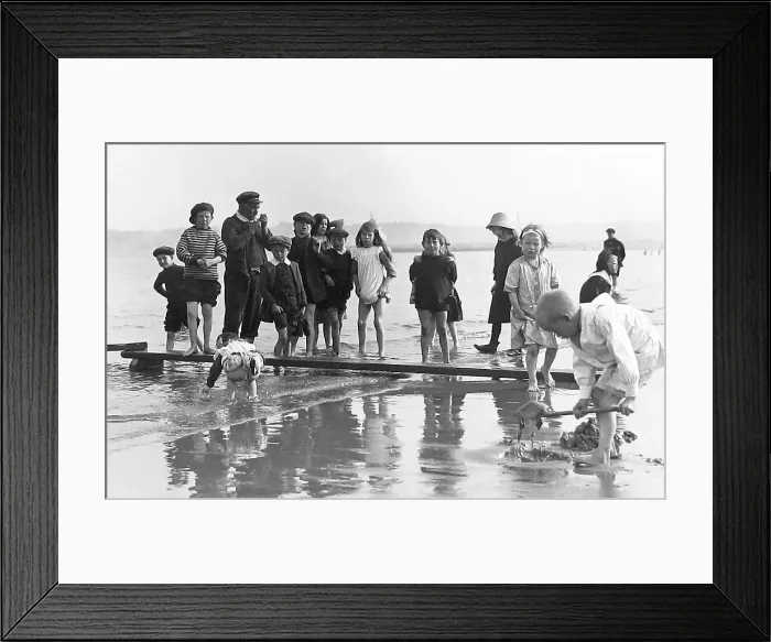 Framed Print : Children at the Seaside Victorian period Framed Print : Children at the Seaside Victorian period