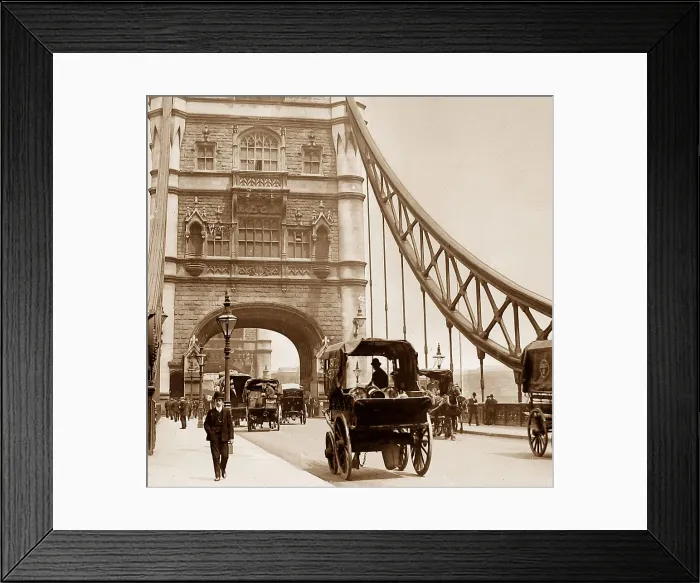 Framed Print : Tower Bridge, London Framed Print : Tower Bridge, London