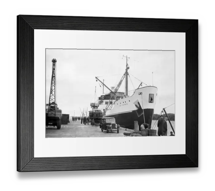 Framed Print : Caledonian MacBrayne ship Loch Seaforth in the 1940s Framed Print : Caledonian MacBrayne ship Loch Seaforth in the 1940s