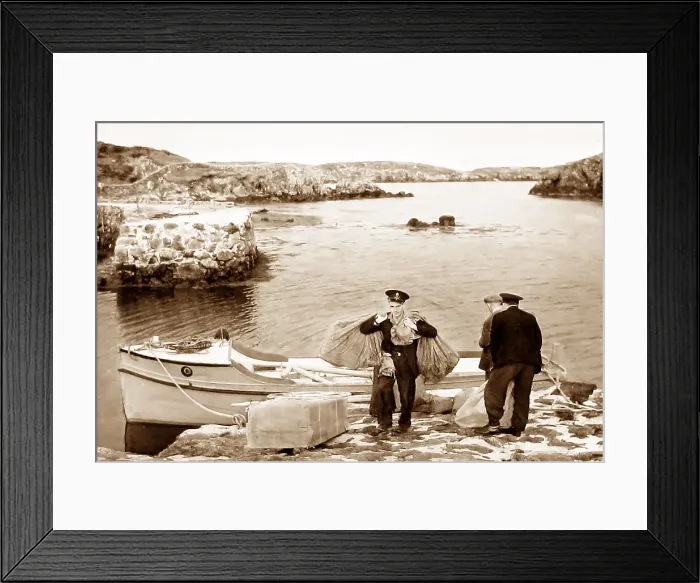 Framed Print : Hebrides Delivering the post to an island in the 1940s Framed Print : Hebrides Delivering the post to an island in the 1940s