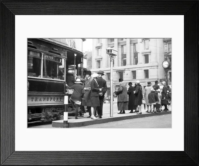 Framed Print : Edinburgh tram, Scotland Framed Print : Edinburgh tram, Scotland