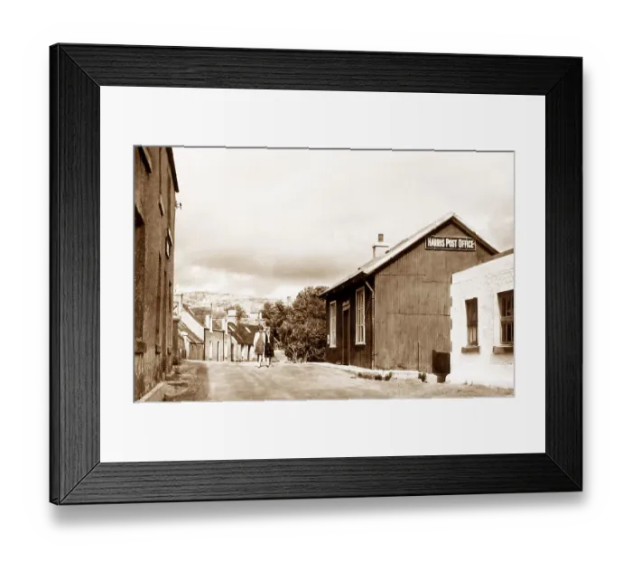 Framed Print : Isle of Harris Post Office in the 1940s Framed Print : Isle of Harris Post Office in the 1940s