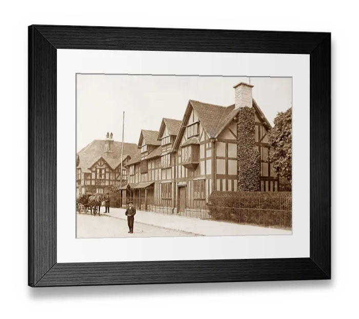 Framed Print : Shakespeare Birth Place, Stratford on Avon Framed Print : Shakespeare Birth Place, Stratford on Avon