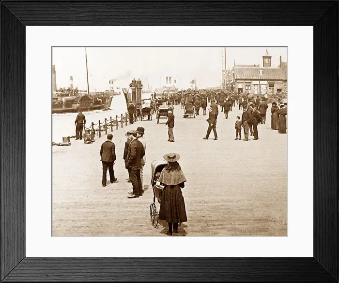 Framed Print : Liverpool Landing Stage Framed Print : Liverpool Landing Stage