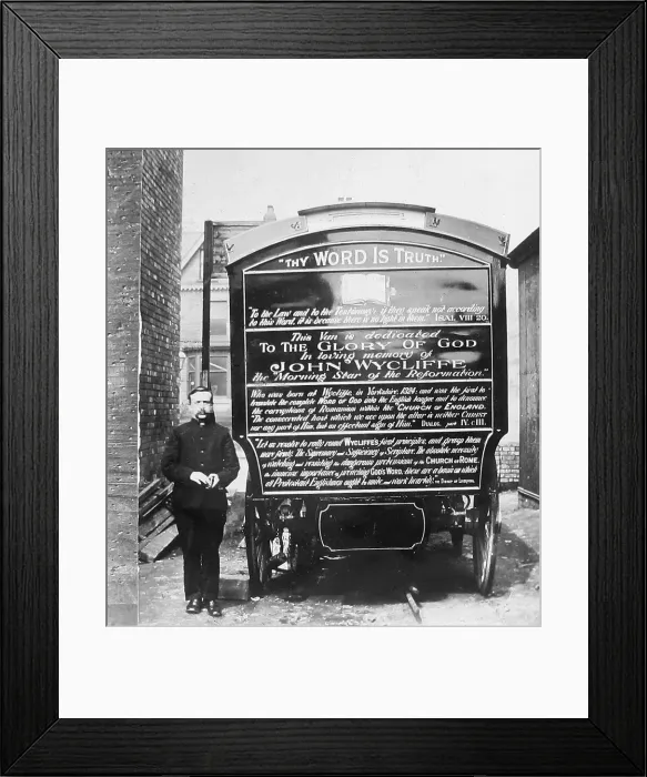 Framed Print : Travelling Protestant preacher, John Wycliffe Framed Print : Travelling Protestant preacher, John Wycliffe