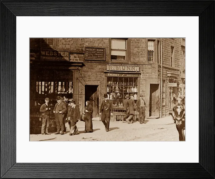 Framed Print : Munns Corner, Burnley Framed Print : Munns Corner, Burnley