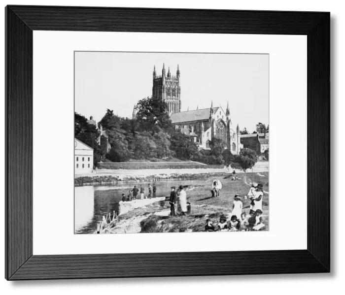 Framed Print : Worcester Cathedral Victorian period Framed Print : Worcester Cathedral Victorian period