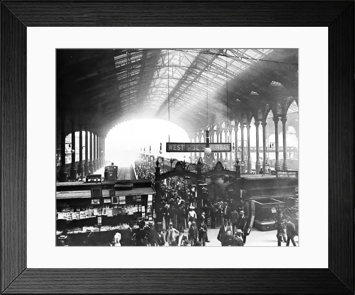 Framed Print : Liverpool Street Station London early 1900s Framed Print : Liverpool Street Station London early 1900s