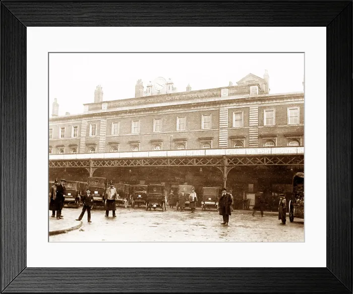 Framed Print : London Bridge Railway Station early 1900s Framed Print : London Bridge Railway Station early 1900s