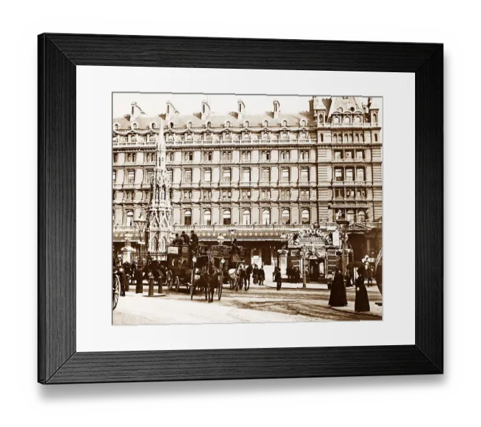 Framed Print : Charing Cross Railway Station and Hotel, London Framed Print : Charing Cross Railway Station and Hotel, London
