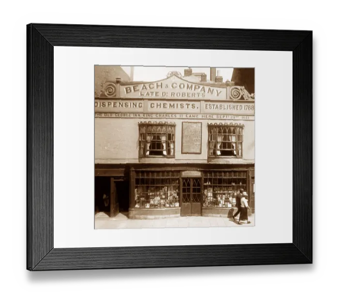 Framed Print : Bridport Old George Inn early 1900s Framed Print : Bridport Old George Inn early 1900s