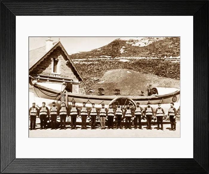 Framed Print : Ilfracombe lifeboat and crew Framed Print : Ilfracombe lifeboat and crew