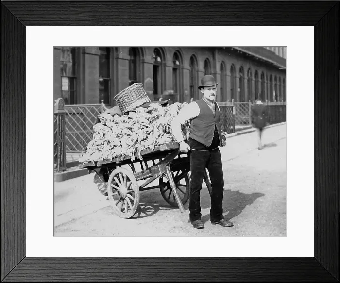 Framed Print : Barrow Boy, London
