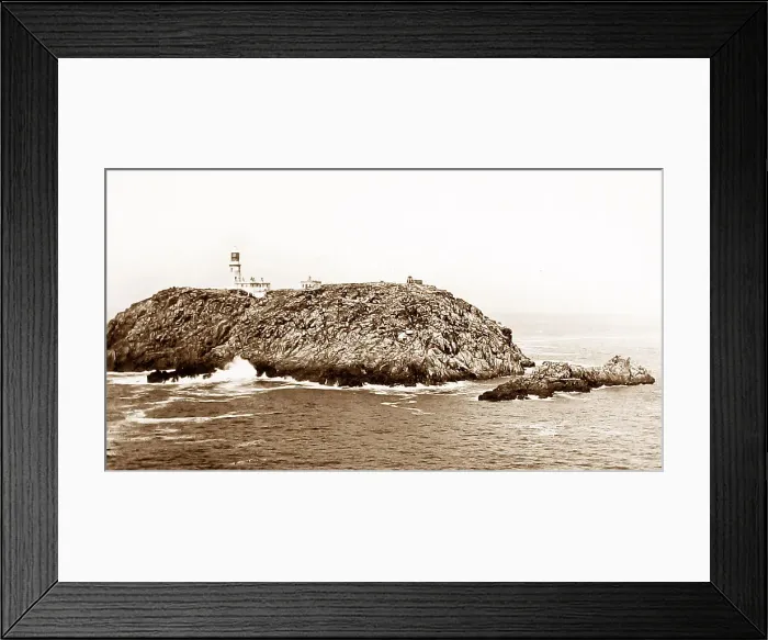 Framed Print : Round Island Lighthouse, Scilly Isles Framed Print : Round Island Lighthouse, Scilly Isles