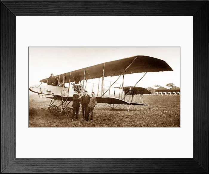 Framed Print : A Grahame-White Aerobus biplane Framed Print : A Grahame-White Aerobus biplane