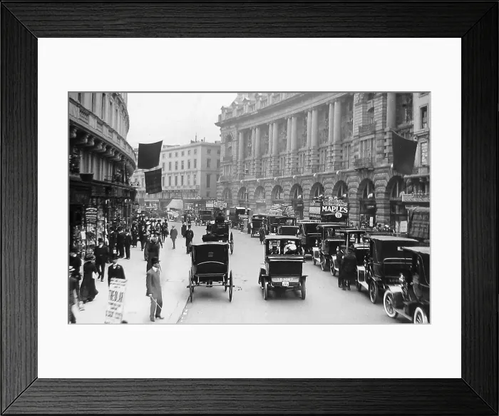 Framed Print : Regent Street, London Regent Framed Print : Regent Street, London Regent