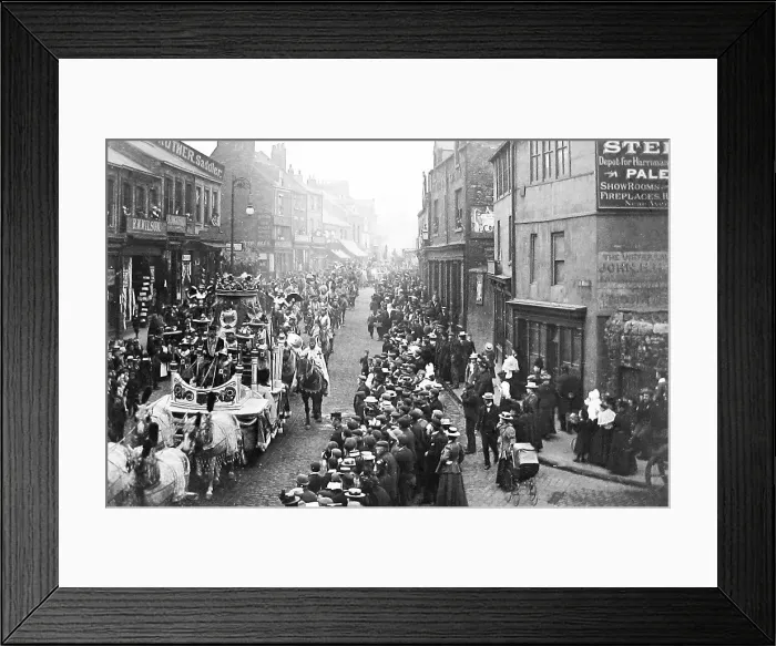Framed Print : Circus parade early 1900s Framed Print : Circus parade early 1900s