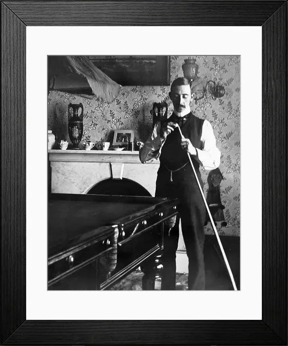 Framed Print : Snooker or Billiards early 1900s Framed Print : Snooker or Billiards early 1900s