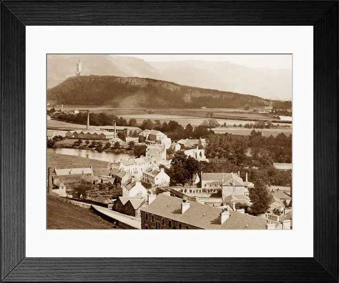 Framed Print : Abbey Craig near Stirling Framed Print : Abbey Craig near Stirling