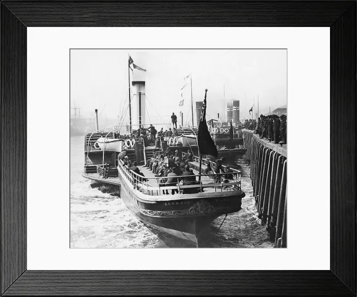 Framed Print : Broomielaw, Glasgow