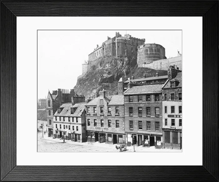 Framed Print : Grassmarket, Edinburgh Framed Print : Grassmarket, Edinburgh