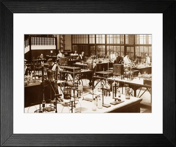 Framed Print : Port Sunlight - the laboratory - early 1900s Framed Print : Port Sunlight - the laboratory - early 1900s