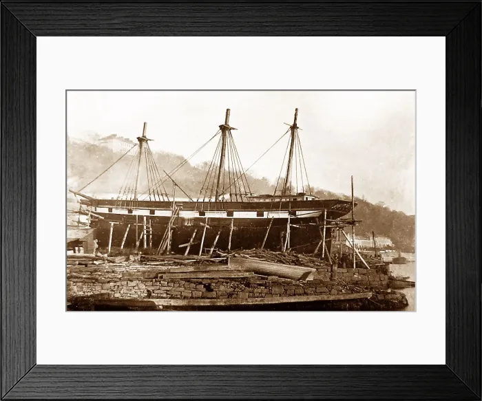 Framed Print : Robinsons Dock, Cok, Ireland Framed Print : Robinsons Dock, Cok, Ireland