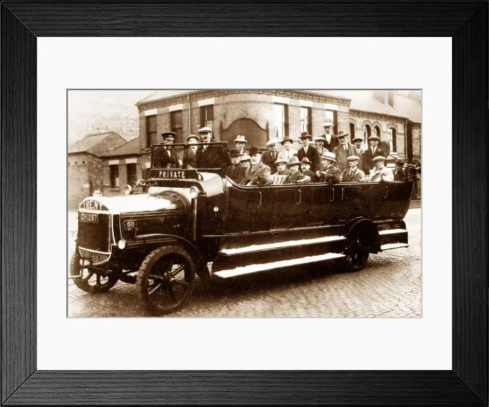 Framed Print : Trent Bus charabanc outing, Nottingham Framed Print : Trent Bus charabanc outing, Nottingham