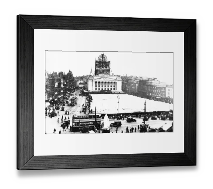 Framed Print : Nottingham Market Square in 1927 Framed Print : Nottingham Market Square in 1927
