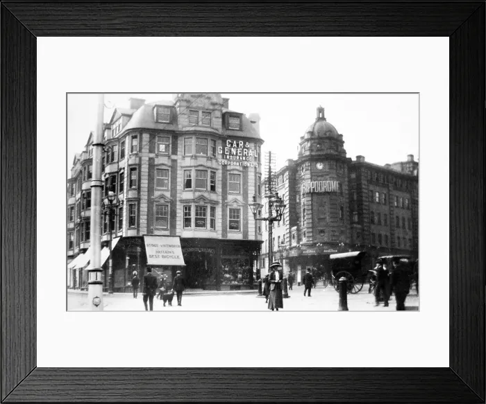 Framed Print : Theater Square, Nottingham in the 1920s Framed Print : Theater Square, Nottingham in the 1920s
