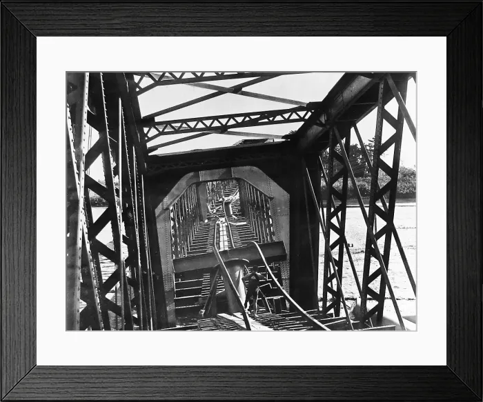 Framed Print : Japan - Nagara-Gawa railway bridge after an earthquake Framed Print : Japan - Nagara-Gawa railway bridge after an earthquake