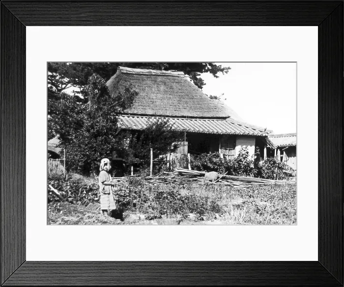 Framed Print : Farm cottage