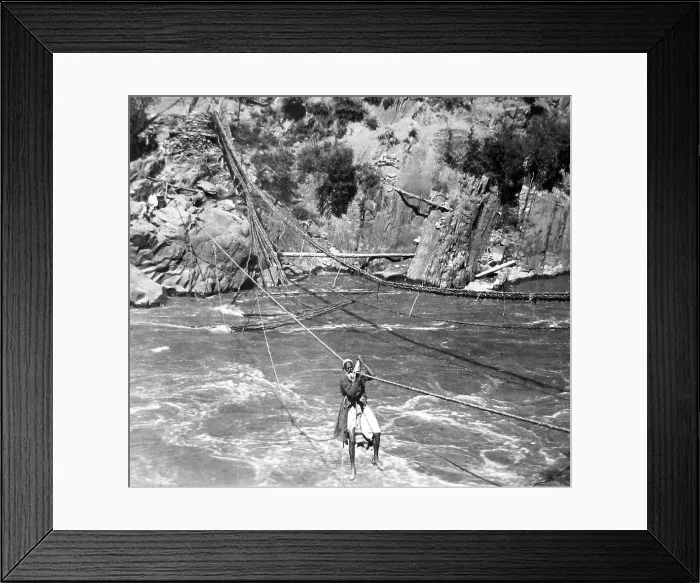 Framed Print : India - crossing the Jhelum River at Uri early 1900s Framed Print : India - crossing the Jhelum River at Uri early 1900s