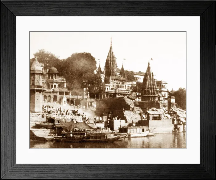 Framed Print : India - Benares a burning ghat early 1900s Framed Print : India - Benares a burning ghat early 1900s