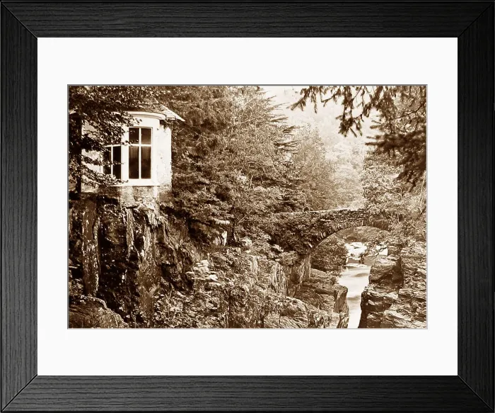 Framed Print : Dunkeld Hermitage, Scotland Framed Print : Dunkeld Hermitage, Scotland