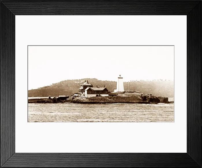 Framed Print : Derwent Lighthouse, Tasmania Framed Print : Derwent Lighthouse, Tasmania