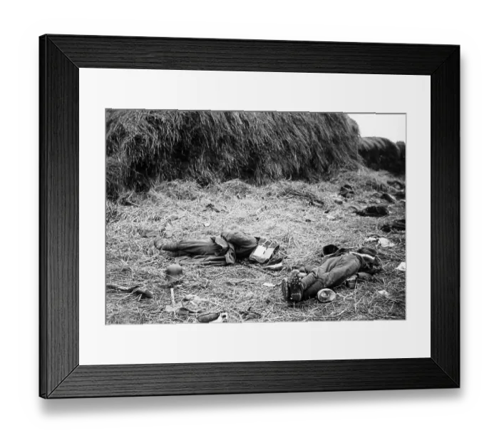 Framed Print : British soldiers Heule Battlefield Belgium 15th October 1918 Framed Print : British soldiers Heule Battlefield Belgium 15th October 1918