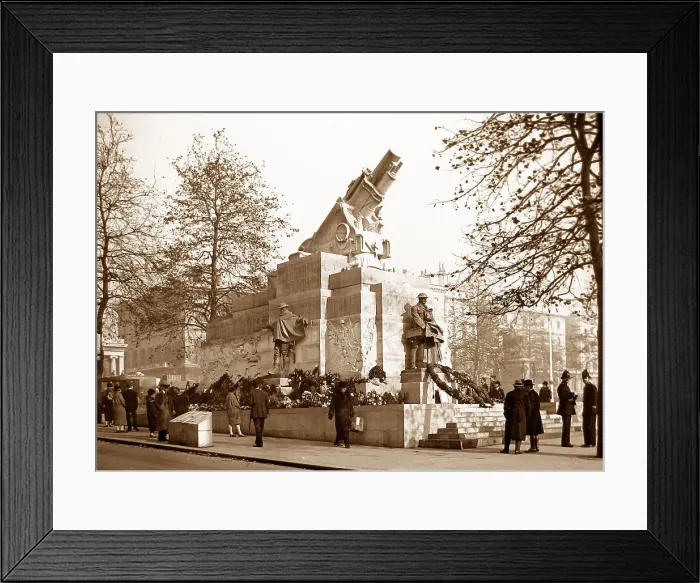 Framed Print : Royal Artillery Memorial, Hyde Park, London Framed Print : Royal Artillery Memorial, Hyde Park, London