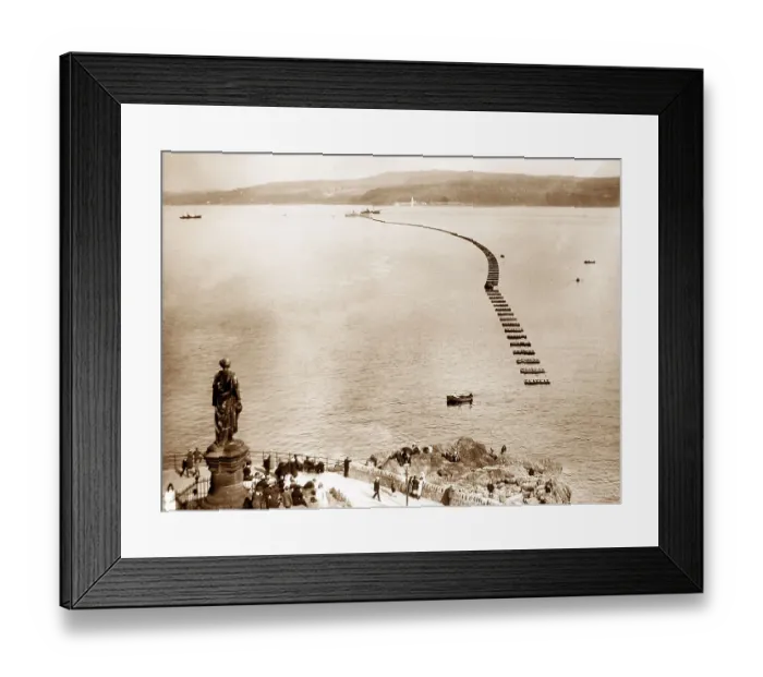 Framed Print : River Clyde boom between Dunoon and the Clock Framed Print : River Clyde boom between Dunoon and the Clock