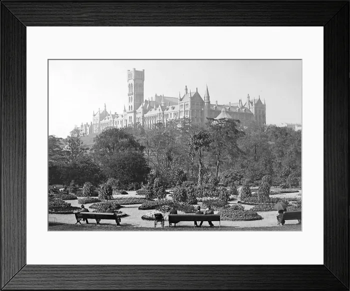 Framed Print : Glasgow University Victorian period Framed Print : Glasgow University Victorian period