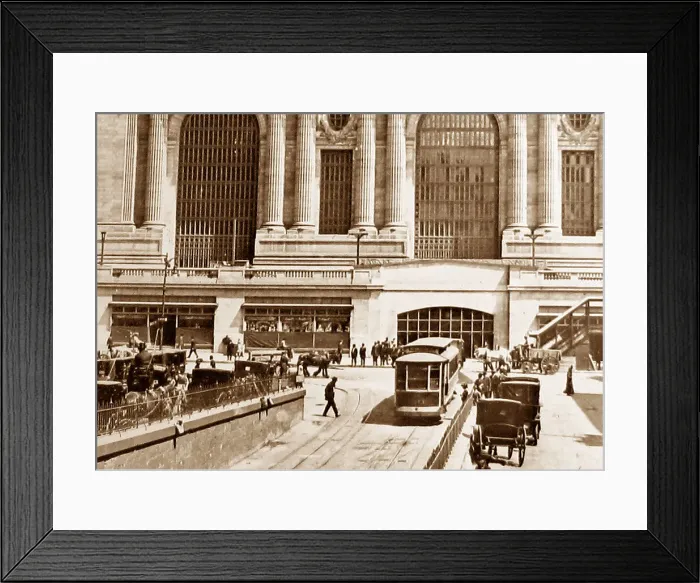Framed Print : New York Grand Central Depot, early 1900s Framed Print : New York Grand Central Depot, early 1900s