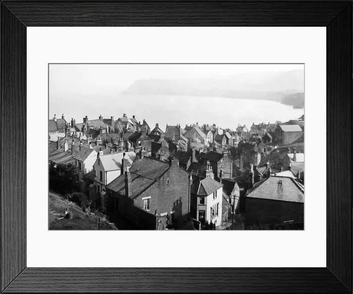 Framed Print : Robin Hoods Bay Framed Print : Robin Hoods Bay
