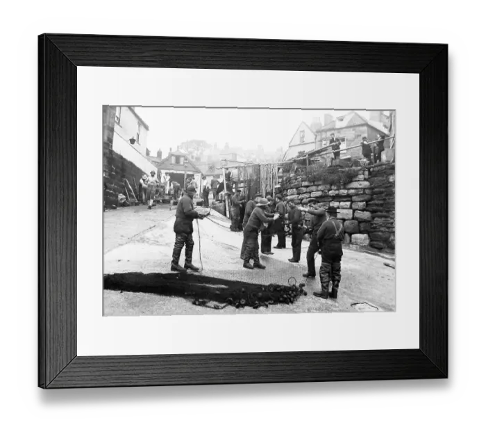 Framed Print : Mending fishing nets Robin Hood's Bay Victorian period Framed Print : Mending fishing nets Robin Hood's Bay Victorian period